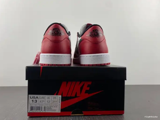 705329-600 Chicago 1 Jordan Retro Low Air 0614